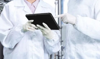 東集Seuic這款Windows系統(tǒng)的輕薄型工業(yè)平板，實(shí)力助推藥廠降本增效